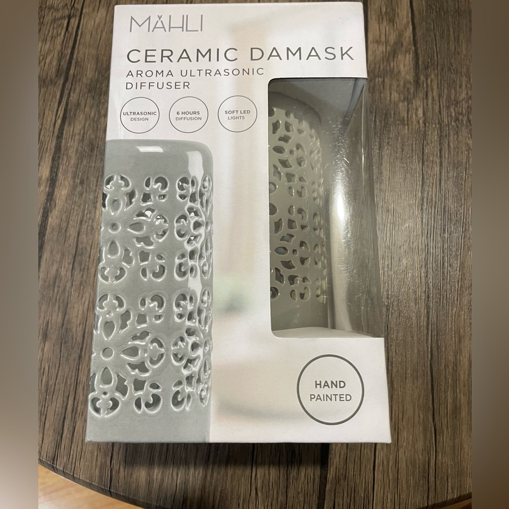 New Gray Mahli Ceramic Diffuser and 2 Used Diffusers